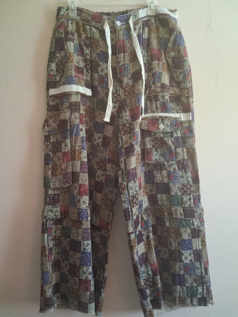 POL Soft Willow Patchwork Cargo Pants - Picture 12 of 16
